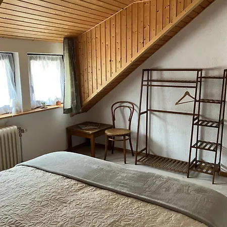 Haus Am Waldrand 토트무스